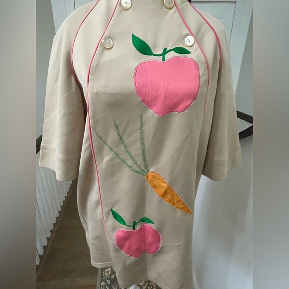 Stylish Beige Mini Dress with Fruit and Vegetable Design - Picture 7 of 8